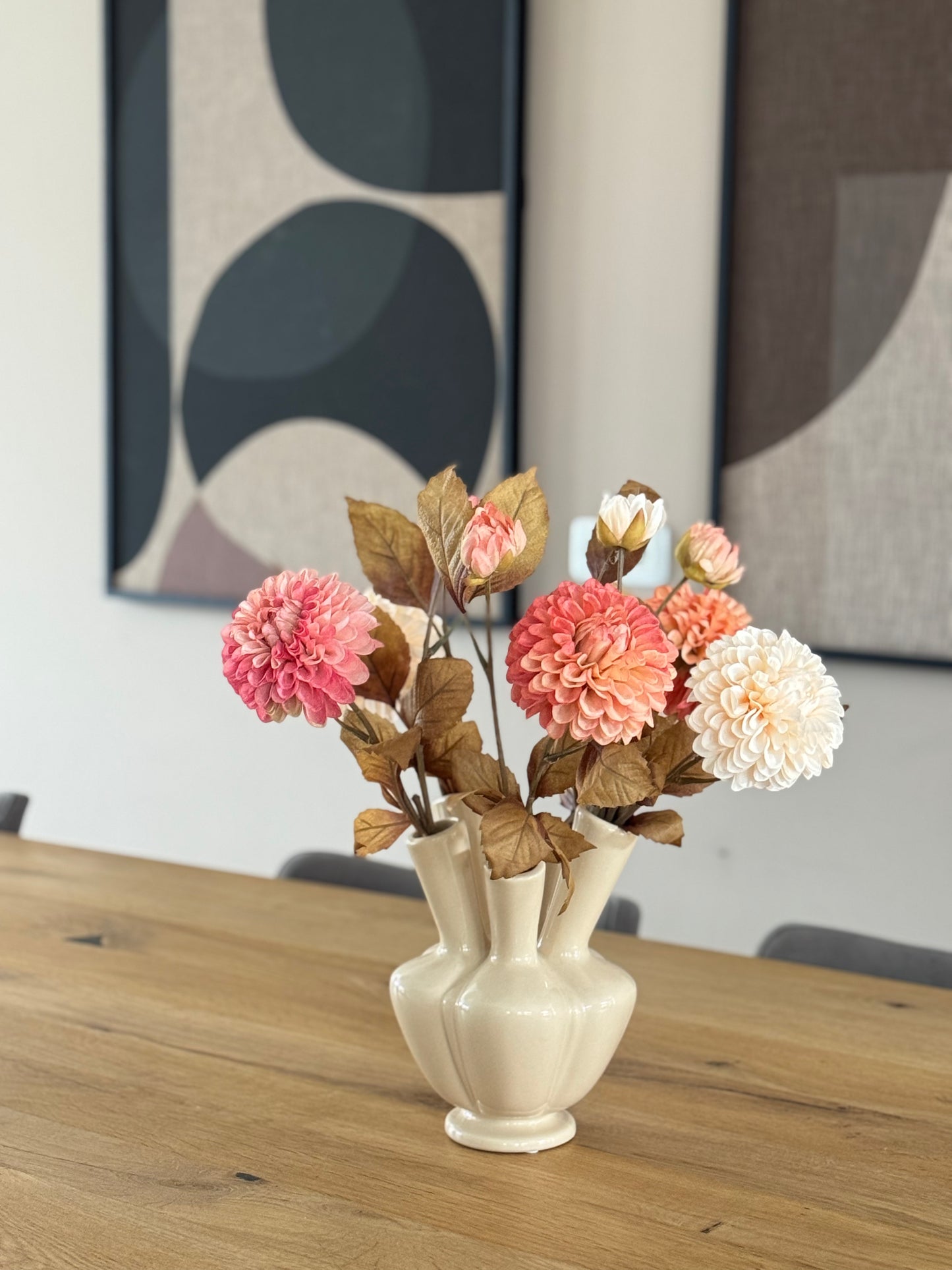 Dahlia party